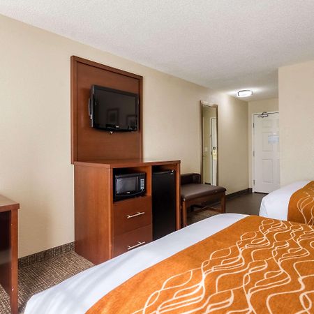 Comfort Inn & Suites Dayton North Εξωτερικό φωτογραφία