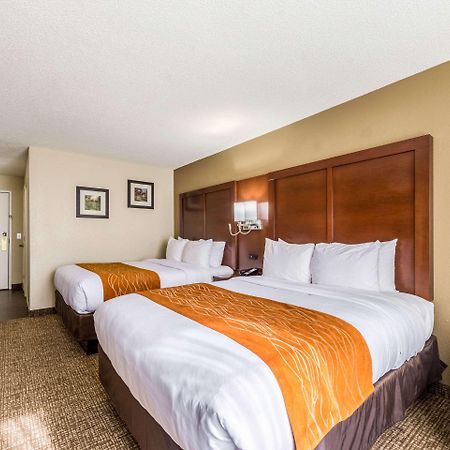 Comfort Inn & Suites Dayton North Εξωτερικό φωτογραφία