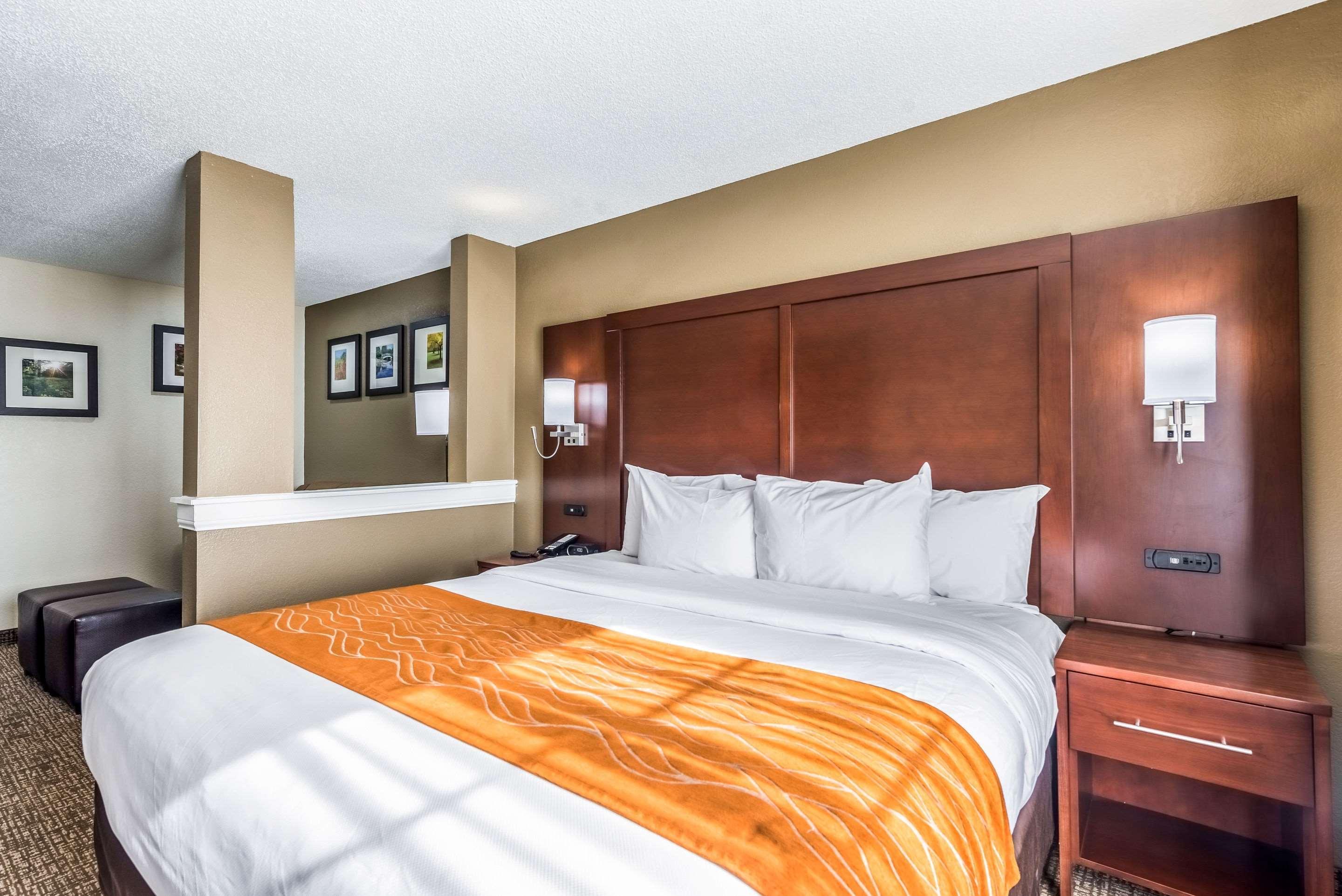 Comfort Inn & Suites Dayton North Εξωτερικό φωτογραφία