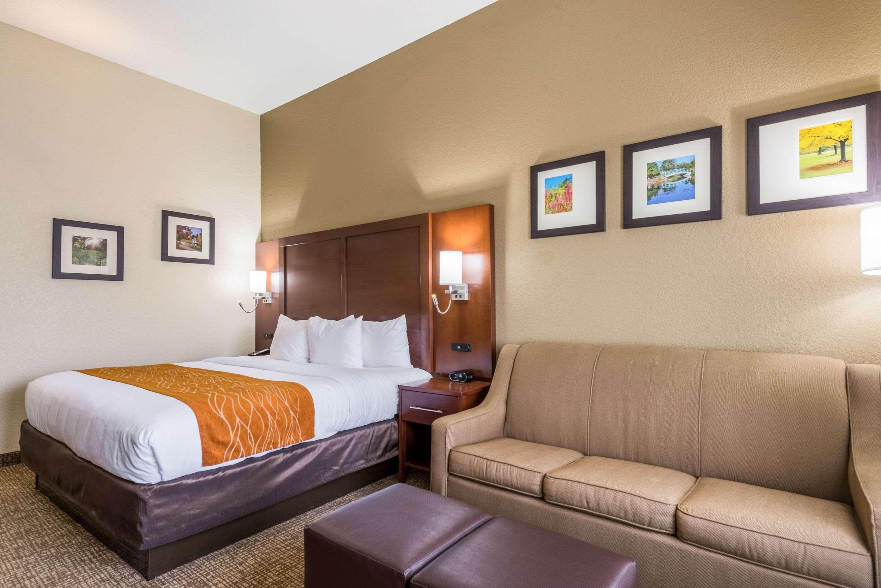 Comfort Inn & Suites Dayton North Εξωτερικό φωτογραφία