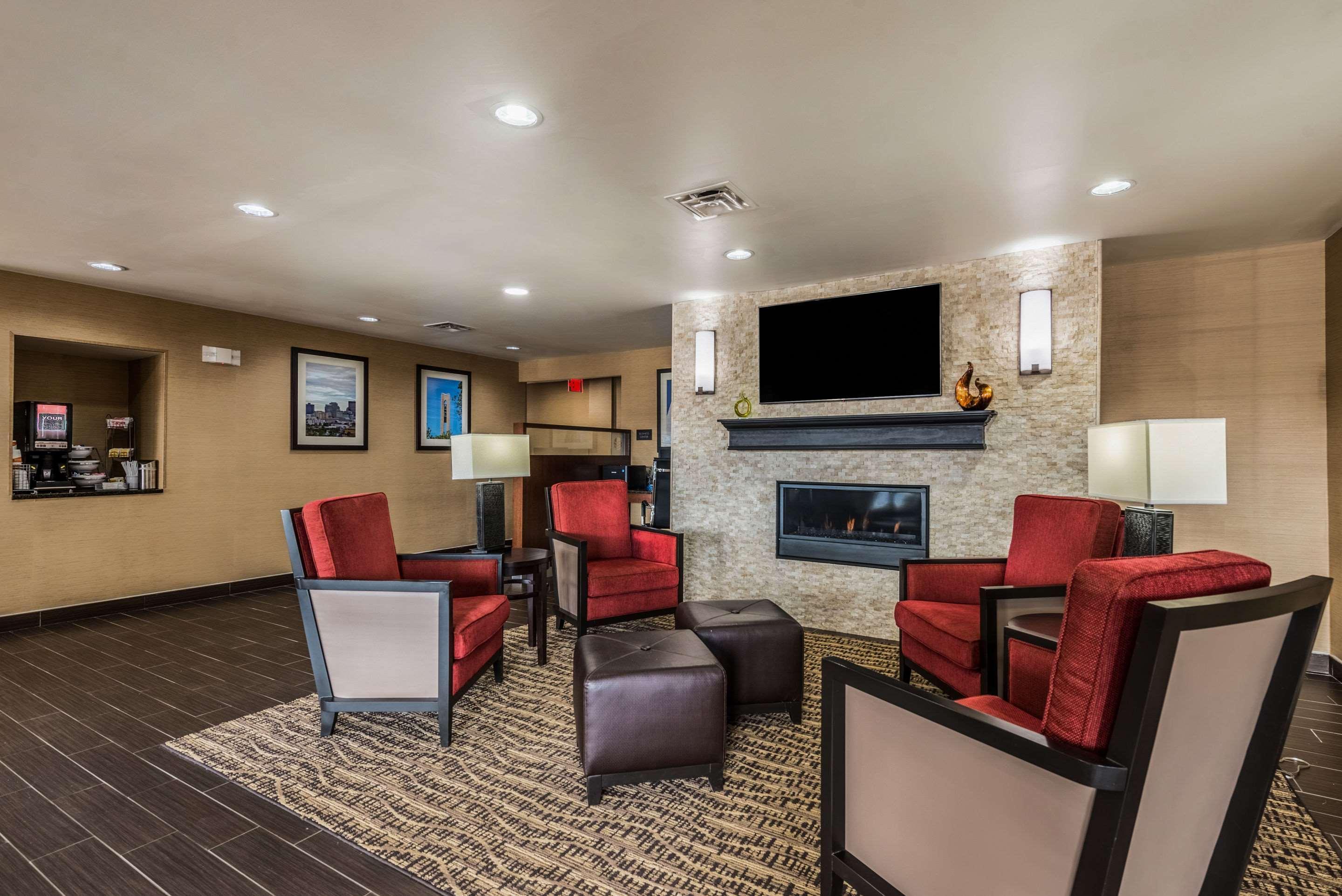 Comfort Inn & Suites Dayton North Εξωτερικό φωτογραφία